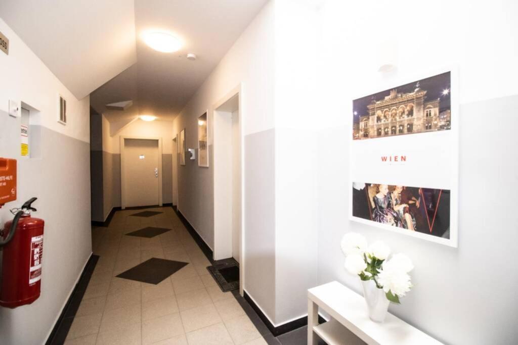 Ferienwohnung Sunny & Cozy Penthouse With Balcony L Dg4'14 Wien Exterior foto