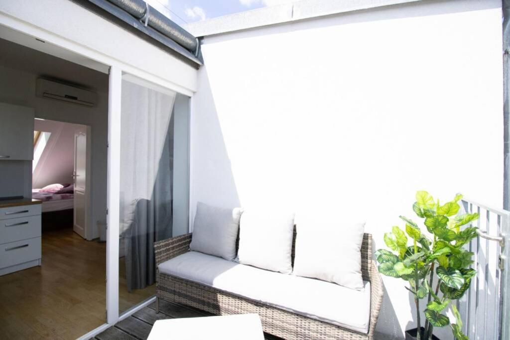 Ferienwohnung Sunny & Cozy Penthouse With Balcony L Dg4'14 Wien Exterior foto