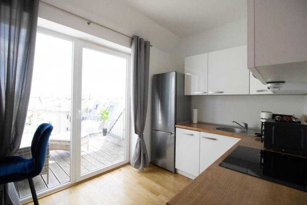 Ferienwohnung Sunny & Cozy Penthouse With Balcony L Dg4'14 Wien Exterior foto