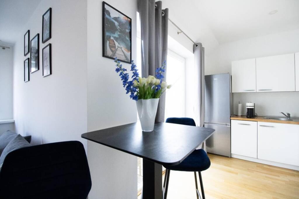 Ferienwohnung Sunny & Cozy Penthouse With Balcony L Dg4'14 Wien Exterior foto